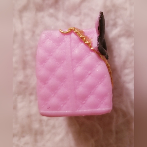 2017 L.O.L Surprise! Dolls Lil' Sisters Posh Pink Bag with Black Bow MGA S2 - Picture 4 of 7